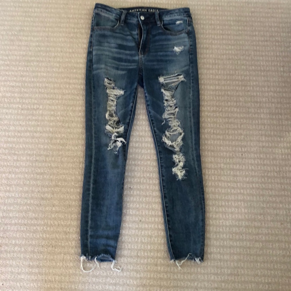 American eagle distressed jeans